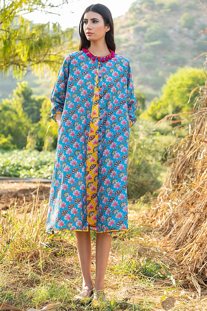 Turquoise Printed Paneled Jacket With Inner by Swati Vijaivargie