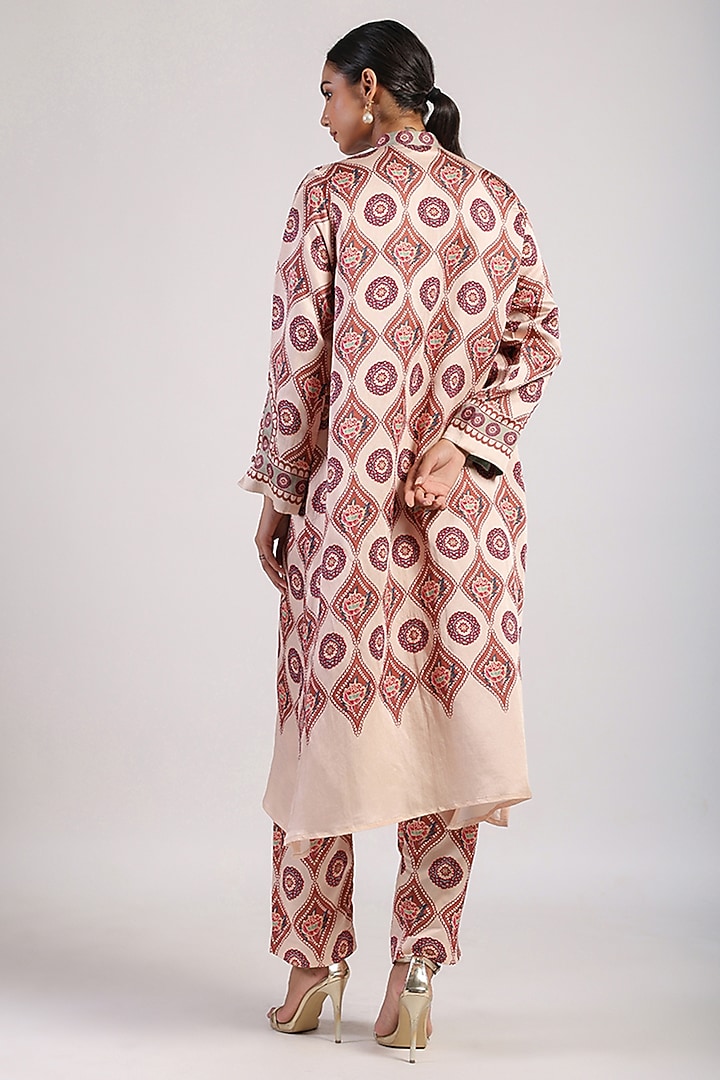Ivory & Brown Satin Straight Kurta Set by Swati Vijaivargie at Pernia's Pop Up Shop