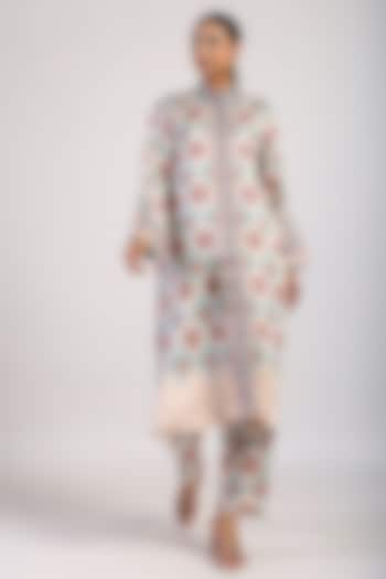 Ivory & Aqua Satin Straight Kurta Set by Swati Vijaivargie at Pernia's Pop Up Shop