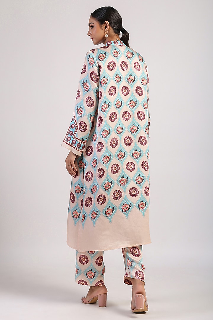 Ivory & Aqua Satin Straight Kurta Set by Swati Vijaivargie at Pernia's Pop Up Shop