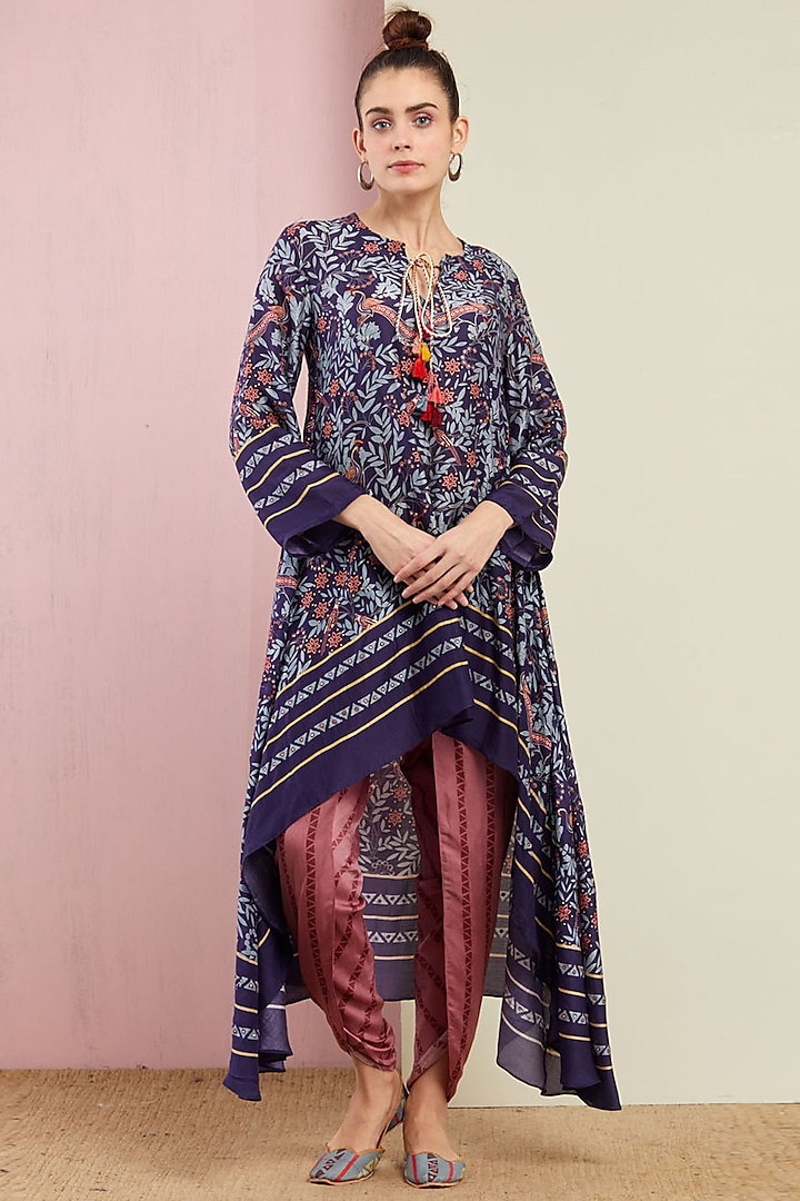 Navy Blue Embroidered Kurta With Pants by Swati Vijaivargie