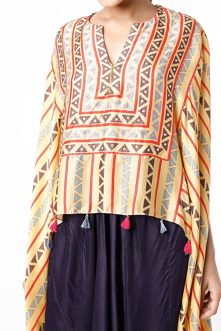 Yellow Block Printed Cape Set by Swati Vijaivargie at Pernia's Pop Up Shop