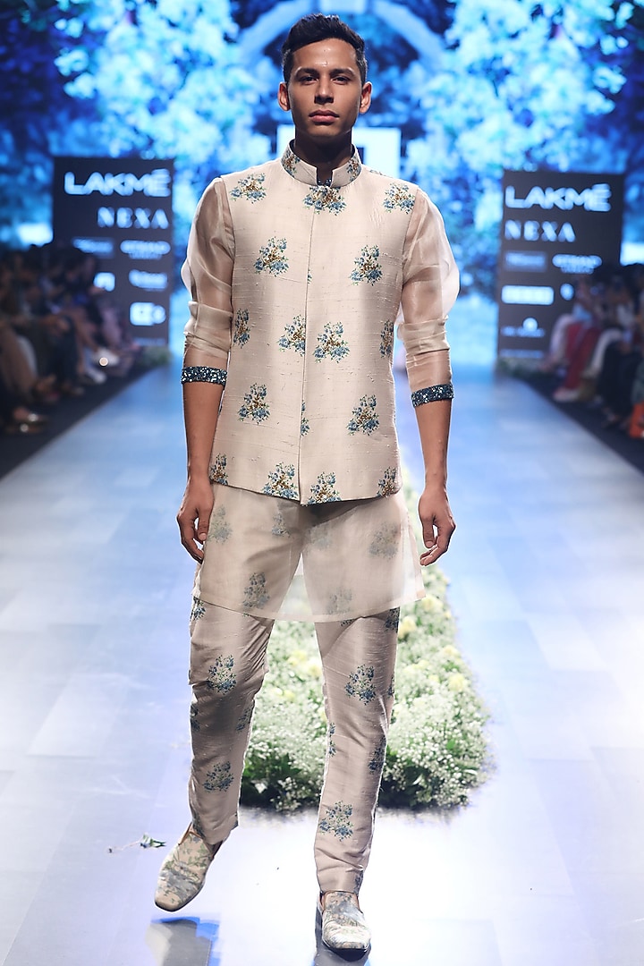 Beige and blue embroidered kurta with dahlia print pleated pants available only at Pernia's Pop Up Shop.