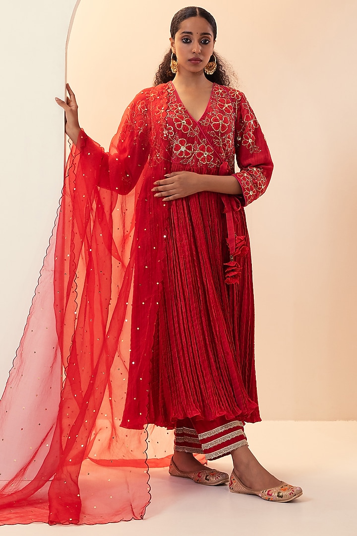 Red Cotton Silk Embroidered Crinkled Anarkali Set by SVASTIH at Pernia's Pop Up Shop