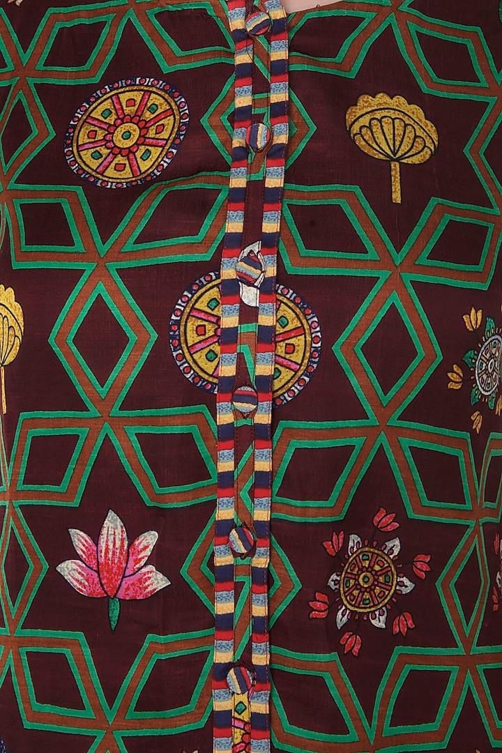 Maroon printed straight kurta available only at Pernia's Pop Up Shop.