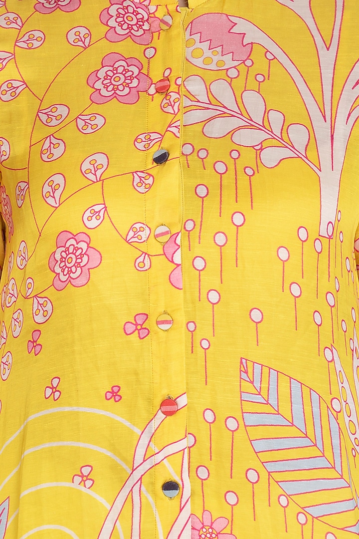 Yellow Floral Printed Tunic by Swati Vijaivargie at Pernia's Pop Up Shop