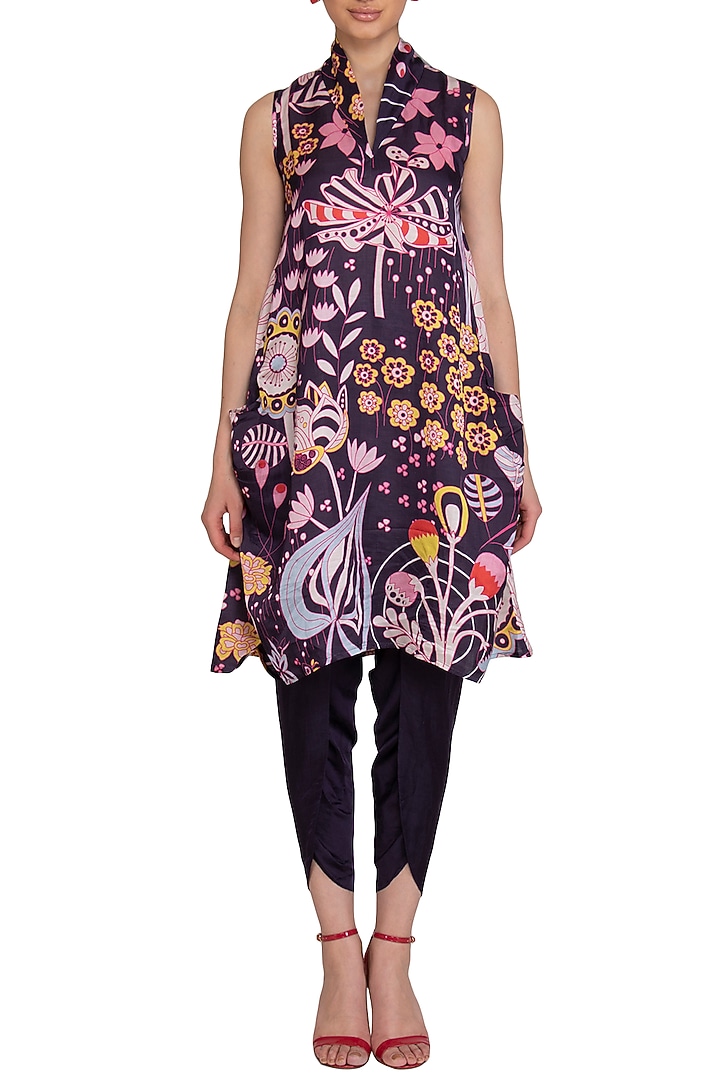 Navy Blue Jaal Printed Tunic by Swati Vijaivargie at Pernia's Pop Up Shop