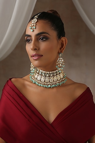 Gold Finish Mint Moissanite Polki Choker Necklace Set by Swabhimann Jewellery