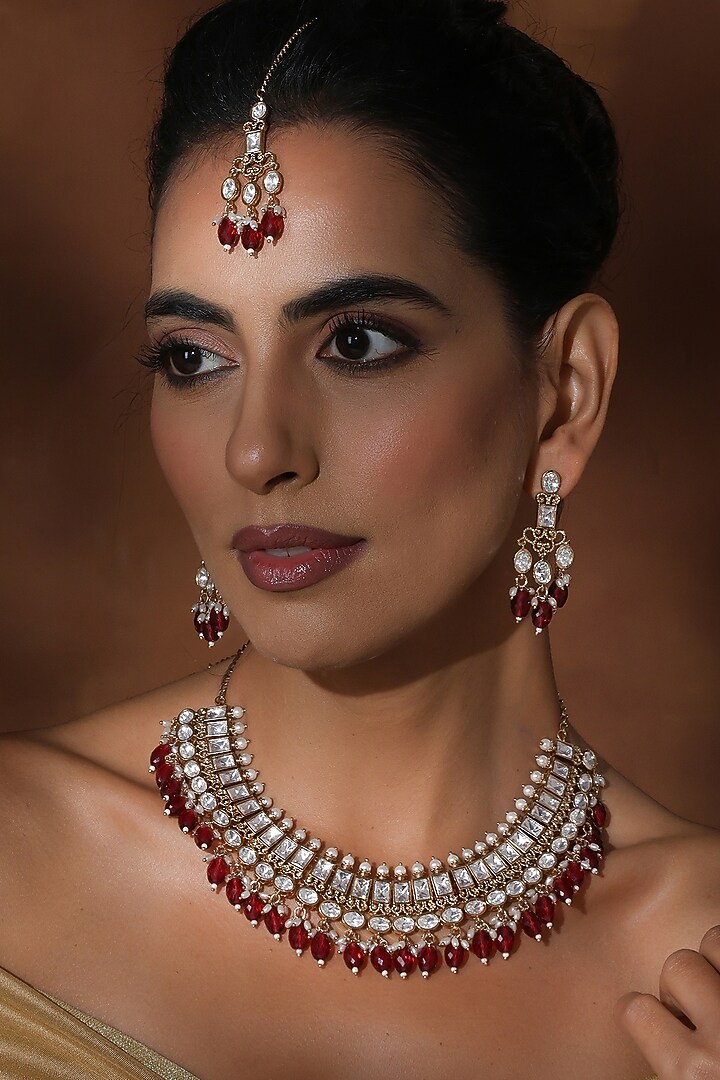 Rose Gold Finish Red Kundan Polki Necklace Set by Swabhimann Jewellery at Pernia's Pop Up Shop