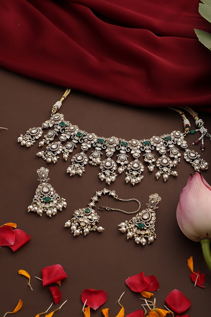 Gold Finish Kundan Polki & Green Stone Choker Necklace Set by Swabhimann Jewellery at Pernia's Pop Up Shop