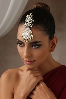 Gold Finish Moissanite Polki Maangtikka by Swabhimann Jewellery-MAANG TIKKA