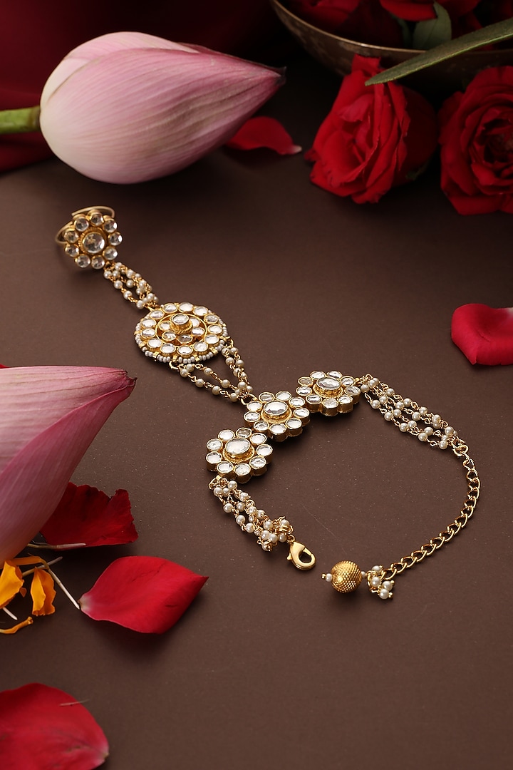 Gold Finish Kundan Polki Handcrafted Haathphool by Swabhimann Jewellery at Pernia's Pop Up Shop