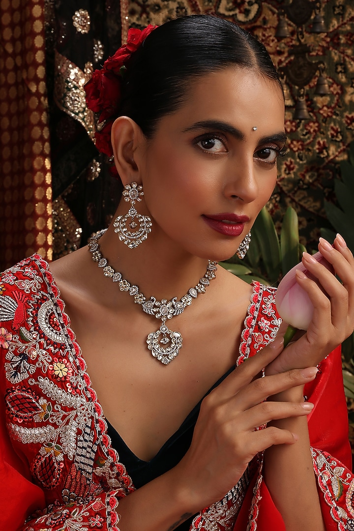 White Finish Kundan Polki Handcrafted Necklace Set by Swabhimann Jewellery at Pernia's Pop Up Shop