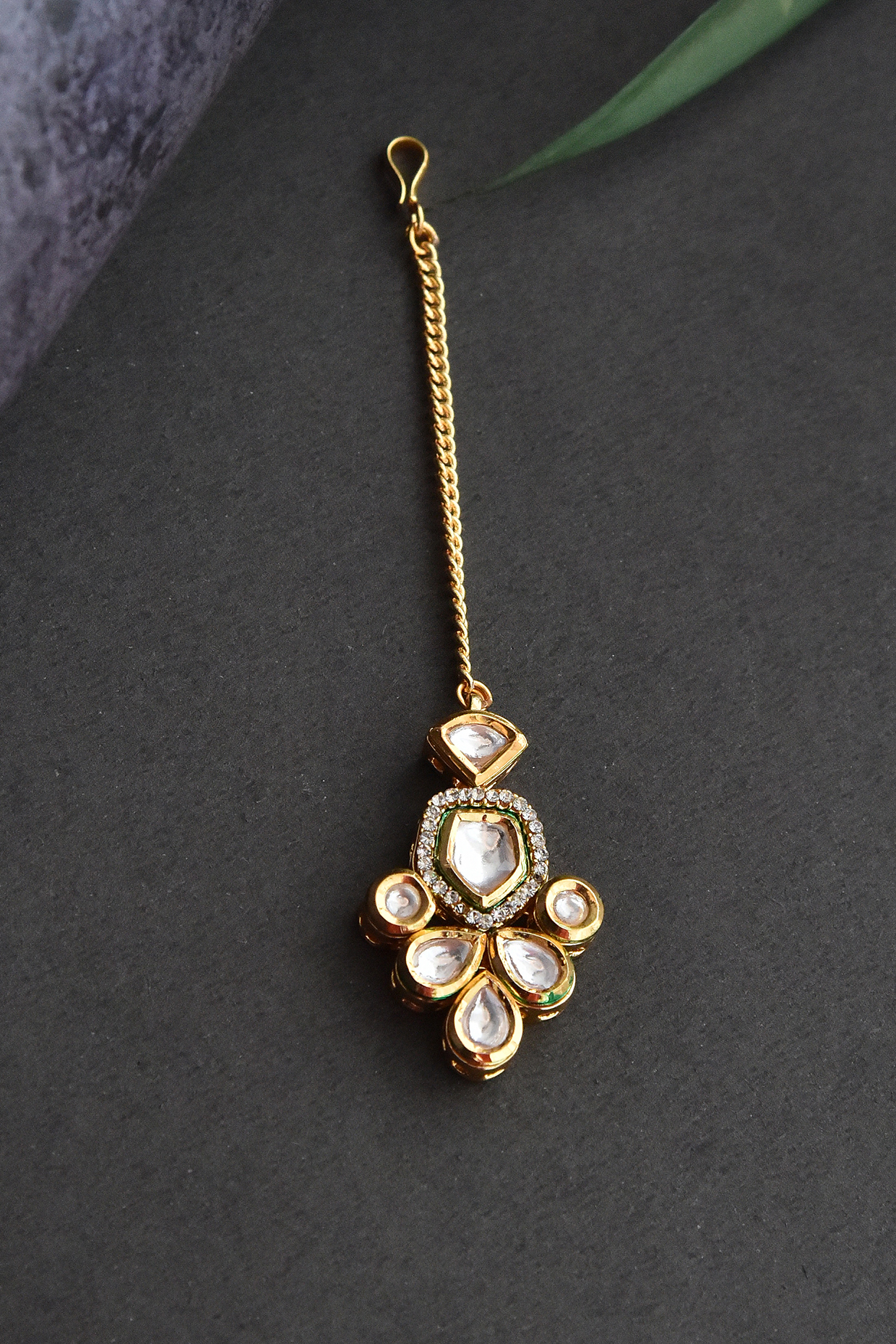 Gold Finish Kundan Polki Handcrafted Maang Tikka by Swabhimann Jewellery