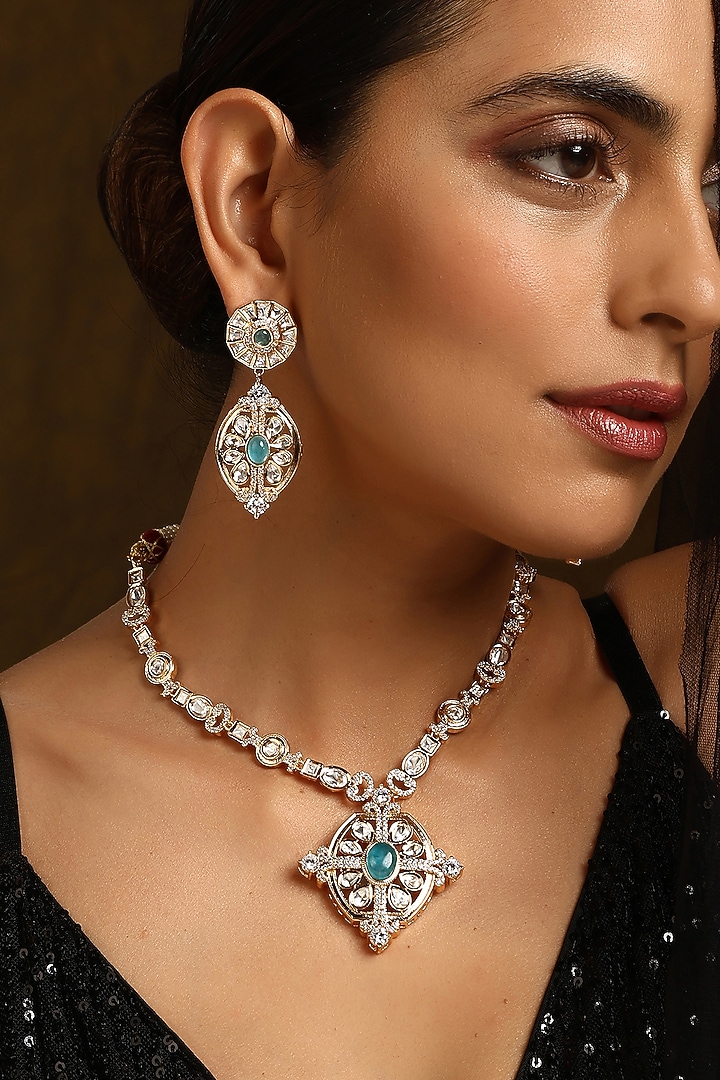 Rose Gold Finish Kundan Polki Pendant Necklace Set by Swabhimann Jewellery at Pernia's Pop Up Shop