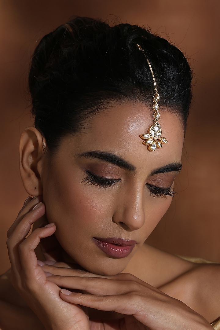 Gold Finish Kundan Polki Handmade Maangtikka by Swabhimann Jewellery at Pernia's Pop Up Shop