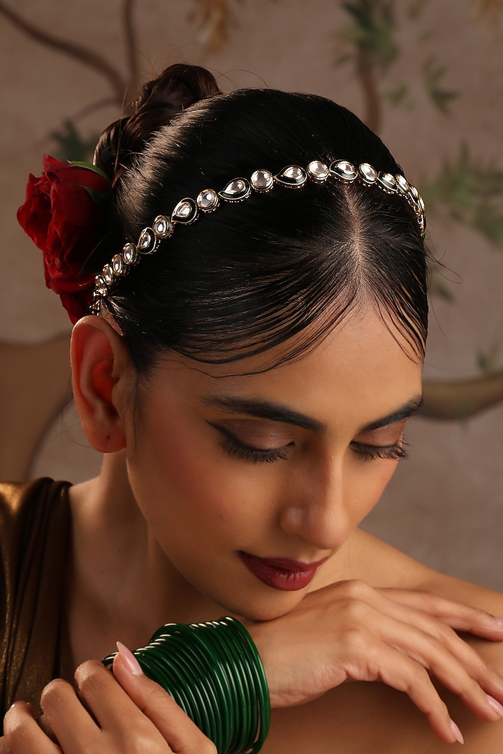 Gold Finish Kundan Polki Mathapatti by Swabhimann Jewellery at Pernia's Pop Up Shop