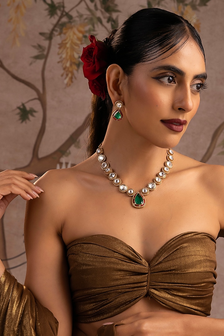 Rose Gold Finish Emerald Green Kundan Polki Pendant Necklace Set by Swabhimann Jewellery at Pernia's Pop Up Shop