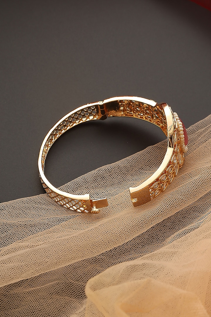 White Finish Kundan Polki Bracelet by Swabhimann Jewellery at Pernia's Pop Up Shop