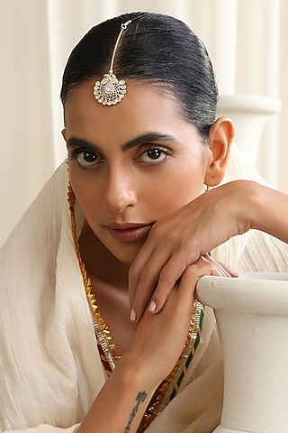 Rose Gold Finish Green Kundan Polki Maangtikka by Swabhimann Jewellery