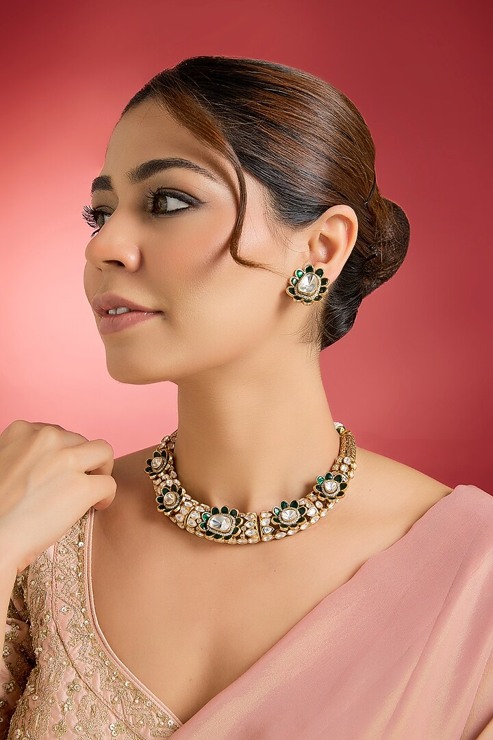Rose Gold Finish Green Kundan Polki Hasli Necklace Set by Swabhimann Jewellery at Pernia's Pop Up Shop