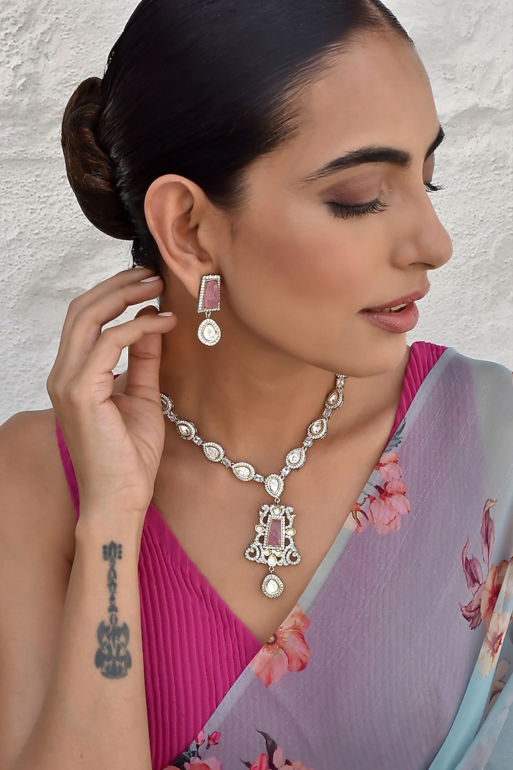 White Finish Kundan Polki Pendant Necklace Set by Swabhimann Jewellery at Pernia's Pop Up Shop
