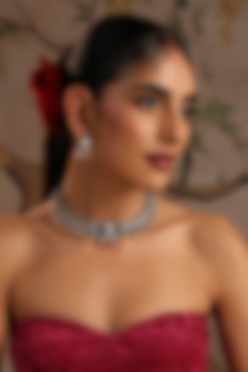 White Finish Red Kundan Polki Hasli Necklace Set by Swabhimann Jewellery at Pernia's Pop Up Shop