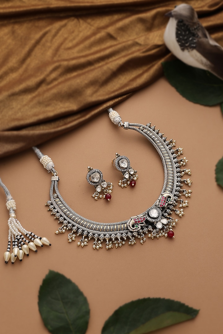 White Finish Red Kundan Polki Hasli Necklace Set by Swabhimann Jewellery at Pernia's Pop Up Shop