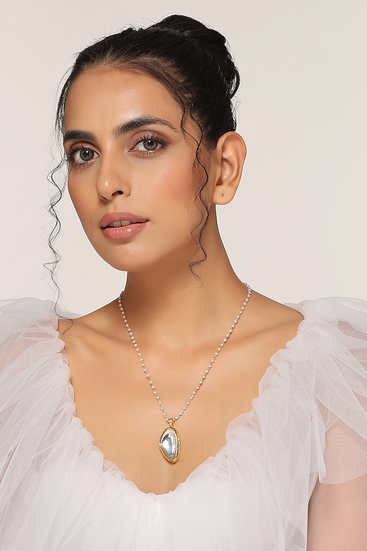 Gold Finish Kundan Polki Pendant Necklace by Swabhimann Jewellery at Pernia's Pop Up Shop