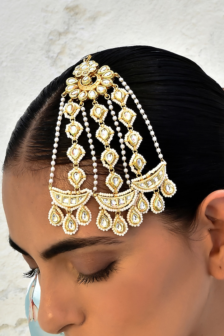 Gold Finish Kundan Polki Pasa by Swabhimann Jewellery at Pernia's Pop Up Shop