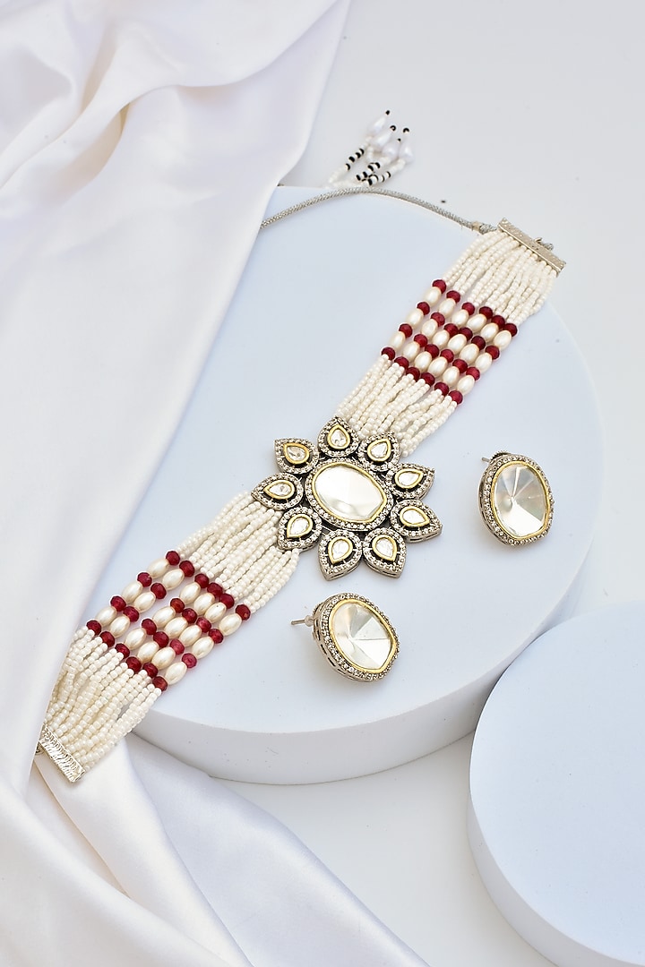 White Finish Kundan Polki Choker Necklace Set by Swabhimann Jewellery at Pernia's Pop Up Shop