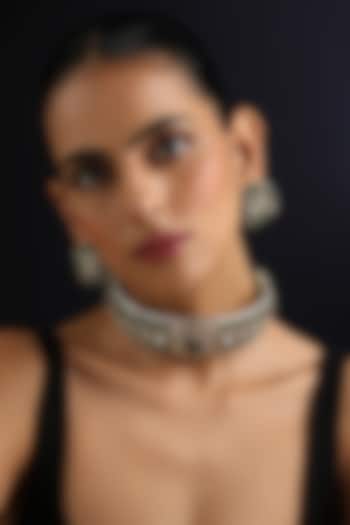 Gold Finish Emerald & Kundan Polki Choker Necklace Set by Swabhimann Jewellery at Pernia's Pop Up Shop