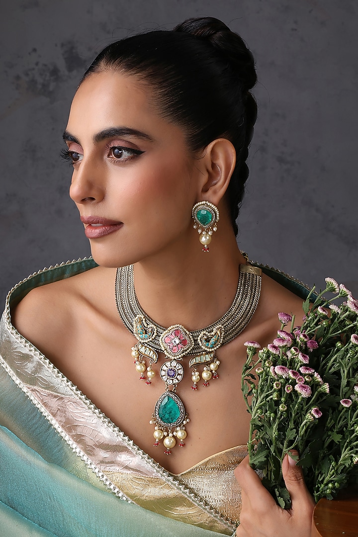 Gold Finish Kundan Polki & Emerald Stone Hasli Necklace Set by Swabhimann Jewellery at Pernia's Pop Up Shop