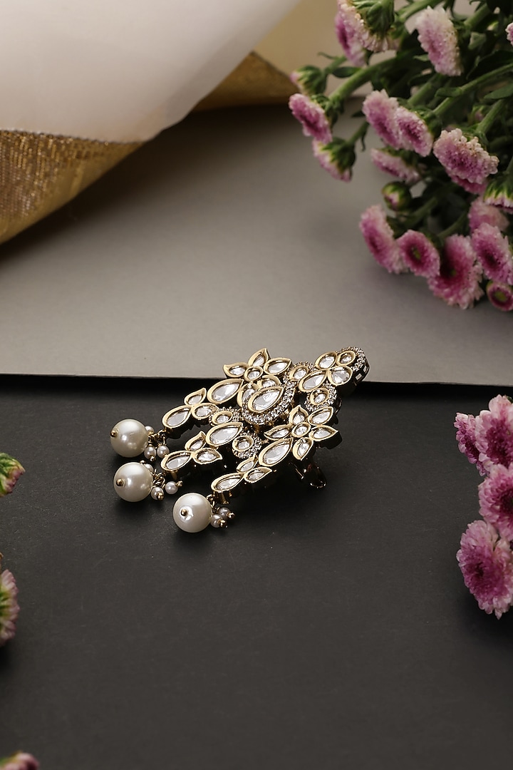 White Gold Finish Kundan Polki Handcrafted Brooch by Swabhimann Jewellery at Pernia's Pop Up Shop