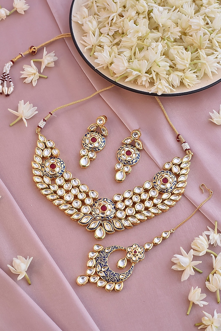 Gold Finish Handcrafted Kundan Necklace Set by Swabhimann Jewellery at Pernia's Pop Up Shop