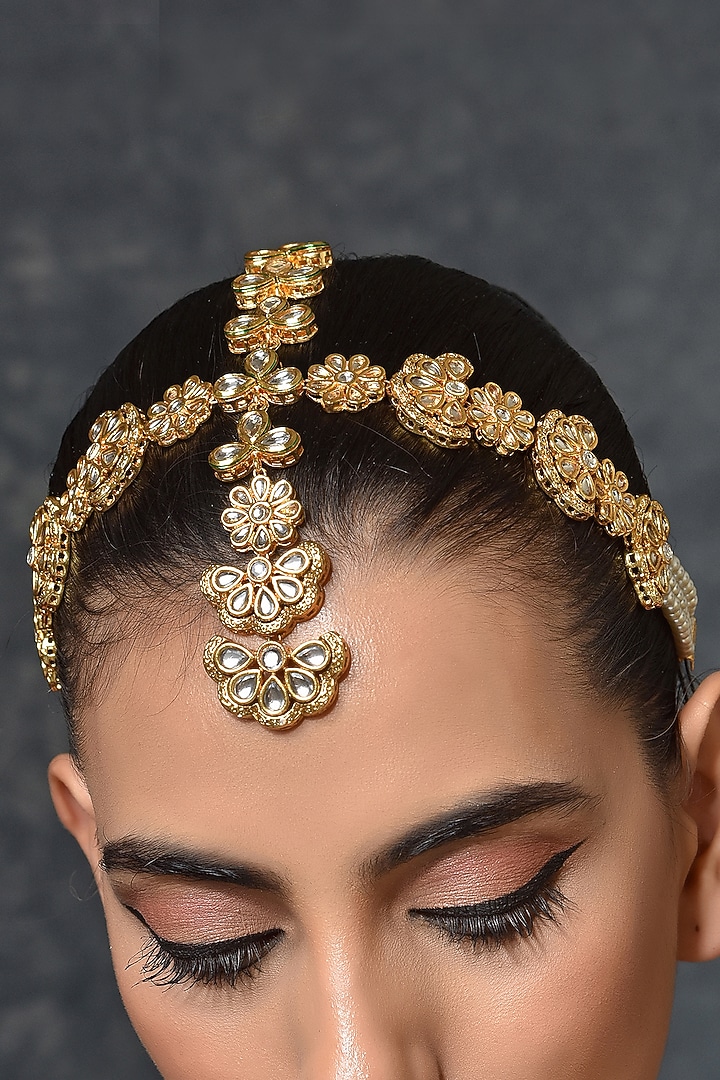 Gold Finish Kundan Polki & Pearls Mathapatti by Swabhimann Jewellery at Pernia's Pop Up Shop
