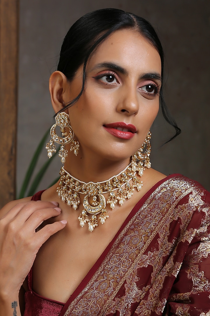 Gold Finish Necklace Set With Kundan Polki by Swabhimann Jewellery at Pernia's Pop Up Shop
