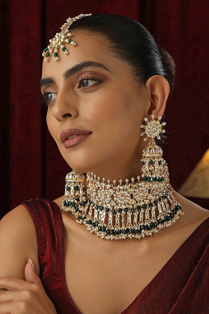 Gold Finish Green Kundan Polki Handmade Choker Necklace Set by Swabhimann Jewellery at Pernia's Pop Up Shop