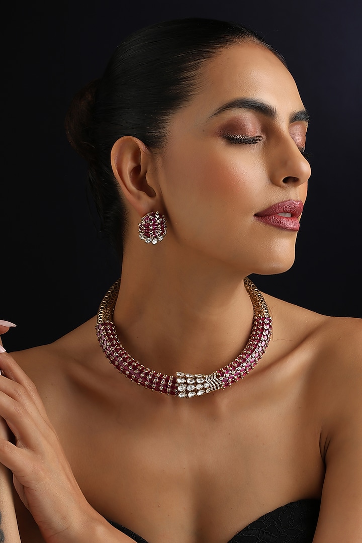 Gold Finish Red Kundan Polki Hasli Necklace Set by Swabhimann Jewellery at Pernia's Pop Up Shop