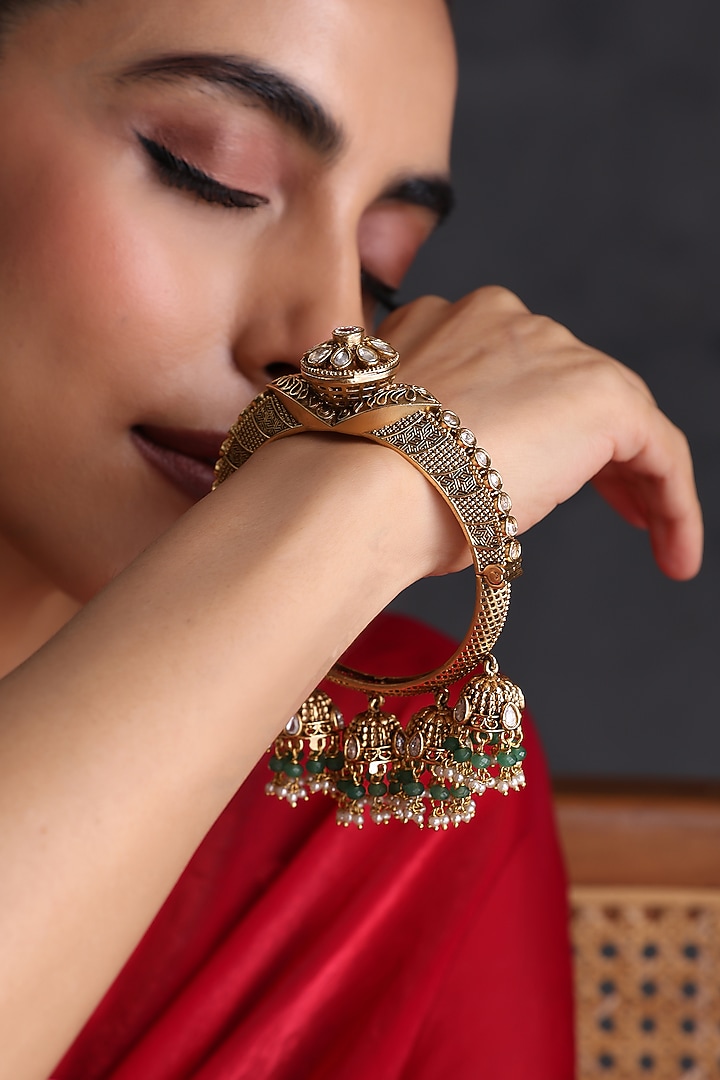 Gold Finish Green Kundan Polki Handcrafted Kada by Swabhimann Jewellery at Pernia's Pop Up Shop