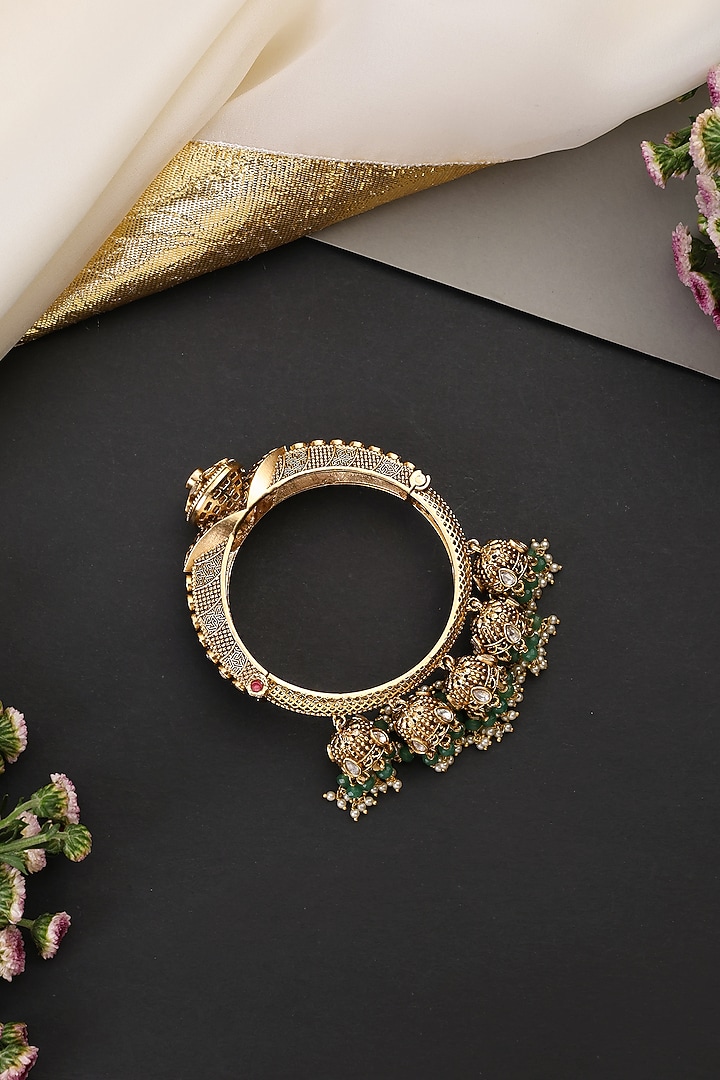 Gold Finish Green Kundan Polki Handcrafted Kada by Swabhimann Jewellery at Pernia's Pop Up Shop
