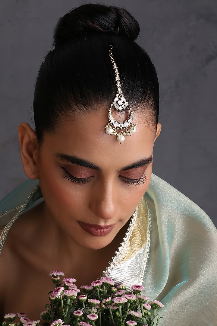 Gold Finish Kundan Polki Handcrafted Maangtikka by Swabhimann Jewellery at Pernia's Pop Up Shop