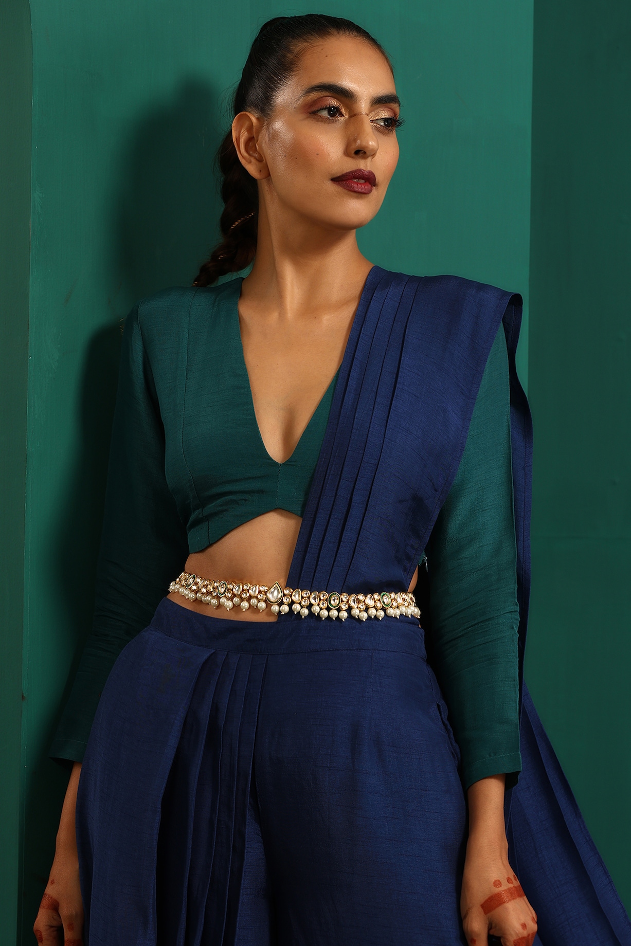 Gold Finish Kundan Polki Pearl Waist Belt by Swabhimann