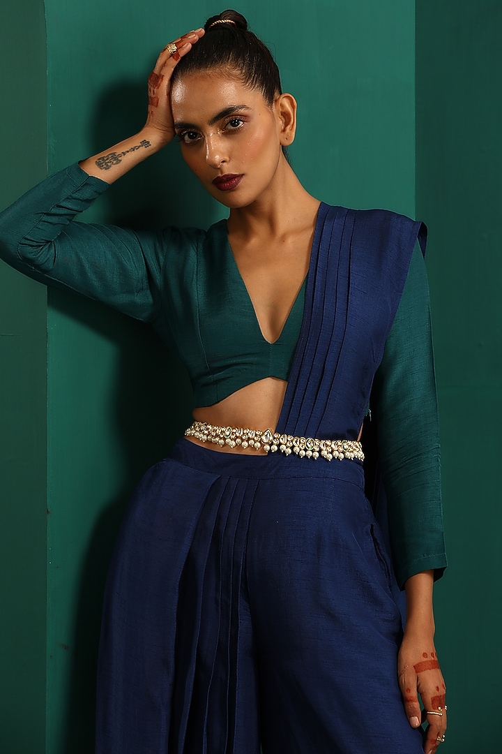 Gold Finish Kundan Polki & Pearl Waist Belt by Swabhimann Jewellery at Pernia's Pop Up Shop
