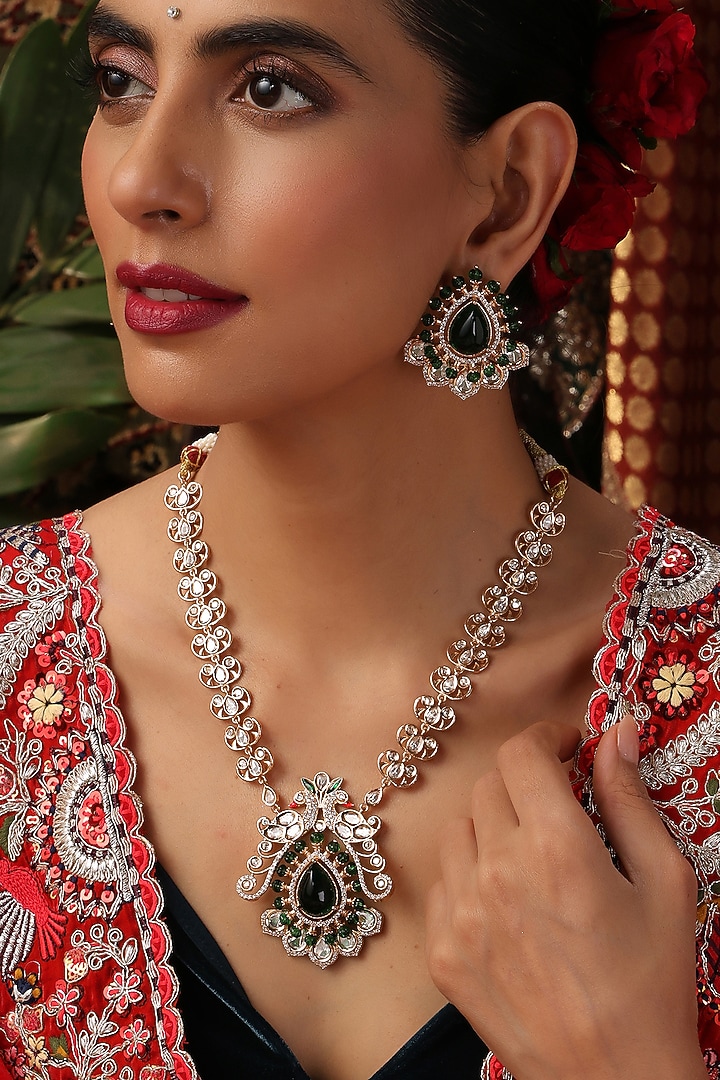 Rose Gold Finish Kundan Polki & Green Stone Pendant Necklace Set by Swabhimann Jewellery at Pernia's Pop Up Shop