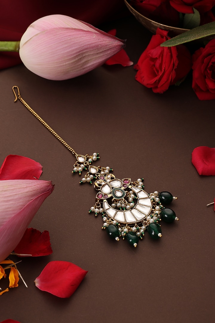 Gold Finish Kundan Polki & Green Stone Maangtikka by Swabhimann Jewellery at Pernia's Pop Up Shop