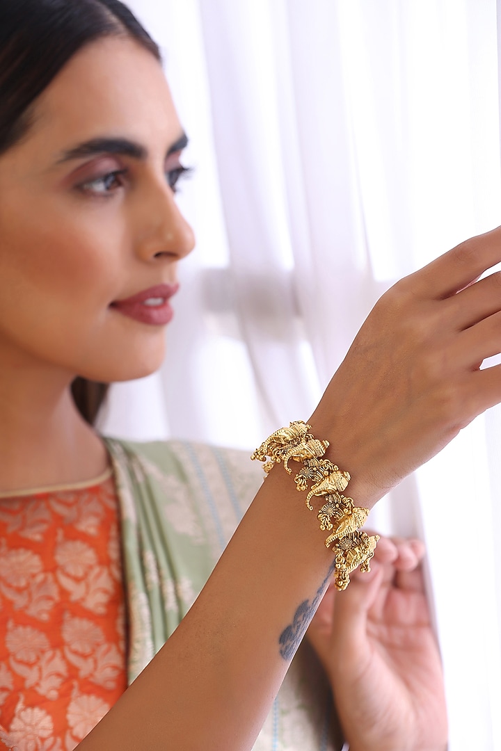Gold Finish Kundan Polki Bangle by Swabhimann Jewellery at Pernia's Pop Up Shop