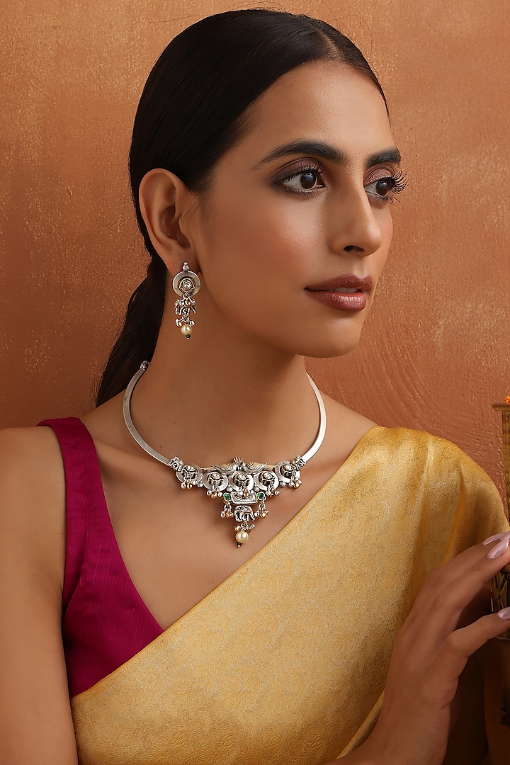 White Finish Green Kundan Polki Necklace Set by Swabhimann Jewellery at Pernia's Pop Up Shop