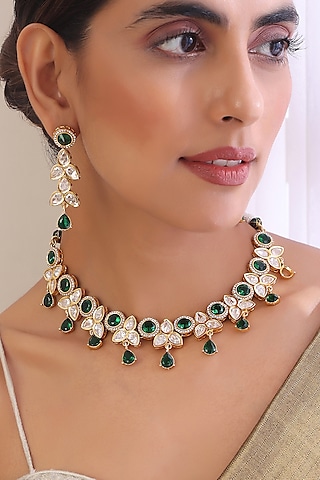 Gold Finish Kundan Polki & Emerald Necklace Set by Swabhimann Jewellery