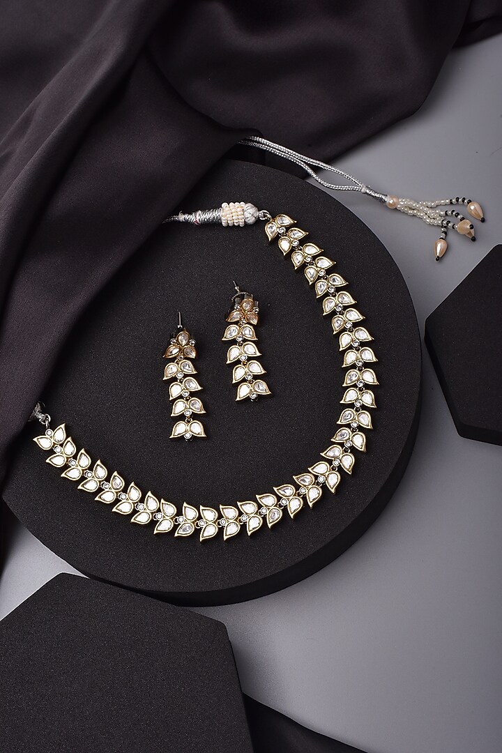 White Finish Kundan Polki Choker Necklace Set by Swabhimann Jewellery at Pernia's Pop Up Shop